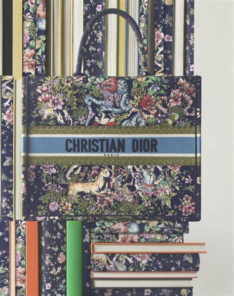 dior boeken set|The Dior Book Tote library .